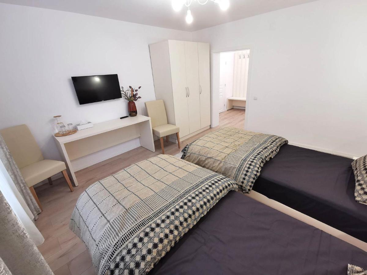 Vila Aras Simeria Dış mekan fotoğraf