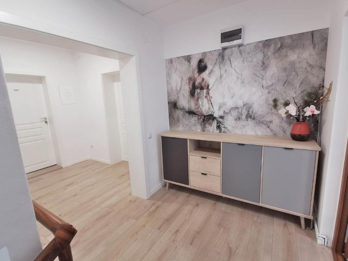 Vila Aras Simeria Dış mekan fotoğraf
