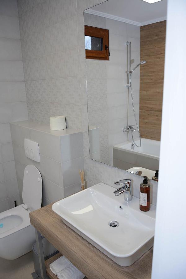 Vila Aras Simeria Dış mekan fotoğraf